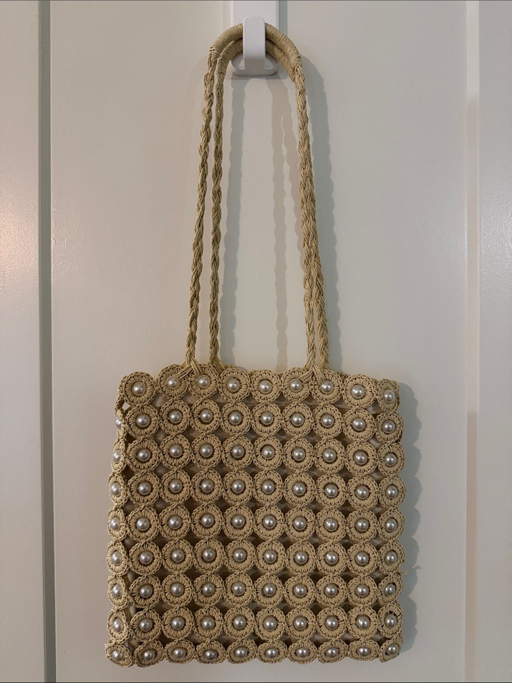 Straw and Pearl Tote Bag